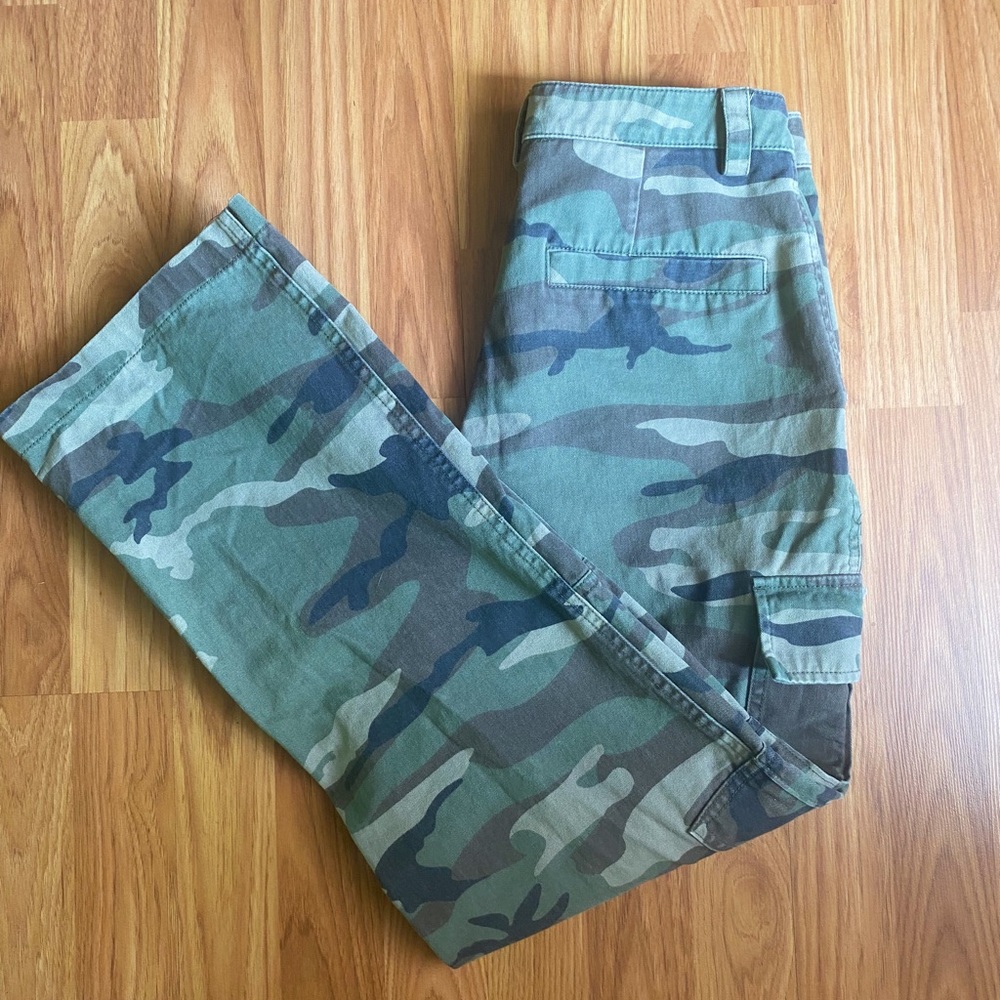 Forever 21 Camo Pants